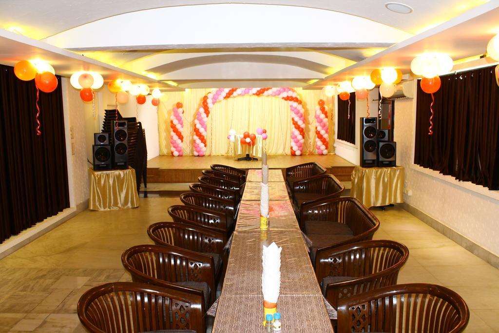 Hotel Rasoi Inn บิลาสปูร์ ภายนอก รูปภาพ